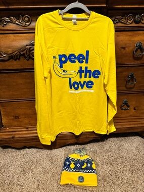 Chiquita Banana Long-sleeved Shirt and Beanie - NEW w/o tags